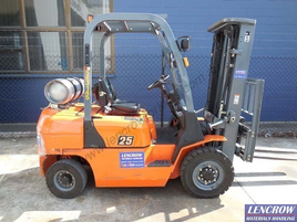 Used Container Entry Forklift 2500kg
